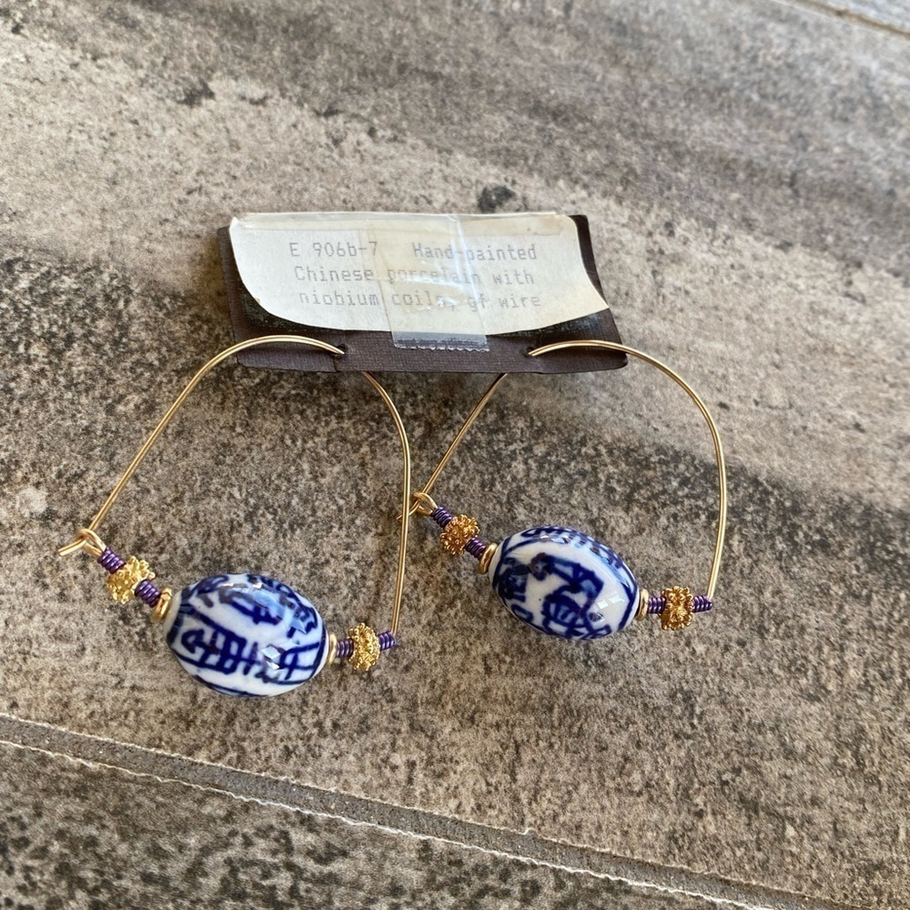 Chinese Porcelain Blue White  Niobium  Coils GF Gold Filled Wire Hand-painted